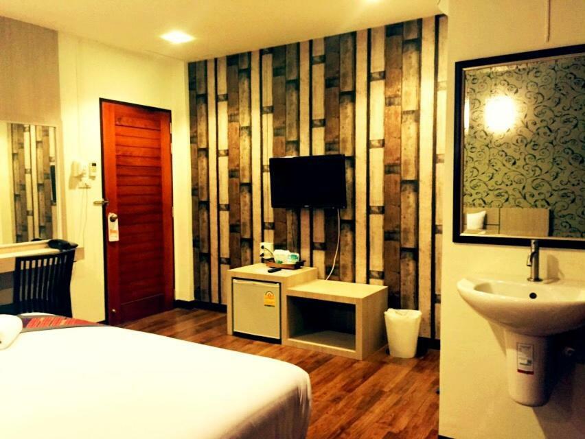 P-Residence Hat Yai Εξωτερικό φωτογραφία
